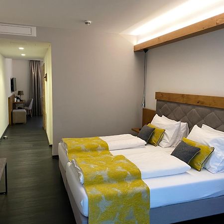 Hotel Poeltnerhof Weilheim in Oberbayern Esterno foto